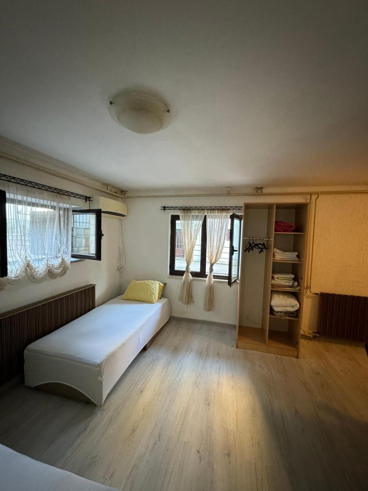 Julija 1 Apartment Igalo Cameră foto